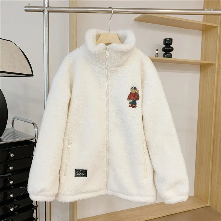 Women's Jackets Oversize Fashion Fleece Jacekts Winter Thick Fabric Loose Casual Lady Coat Clothing Bear Embroidery Tops White Color