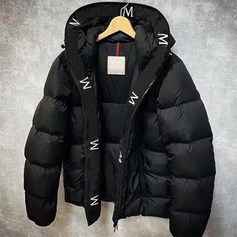 Herren Jacken Daunenparkas Designer Pufferjacke Schwarz Oberbekleidung Kleidung Serie Outdoor Warmhalten Kälteschutz Abzeichen Monmcliar Dekoration Verdickungsmantel