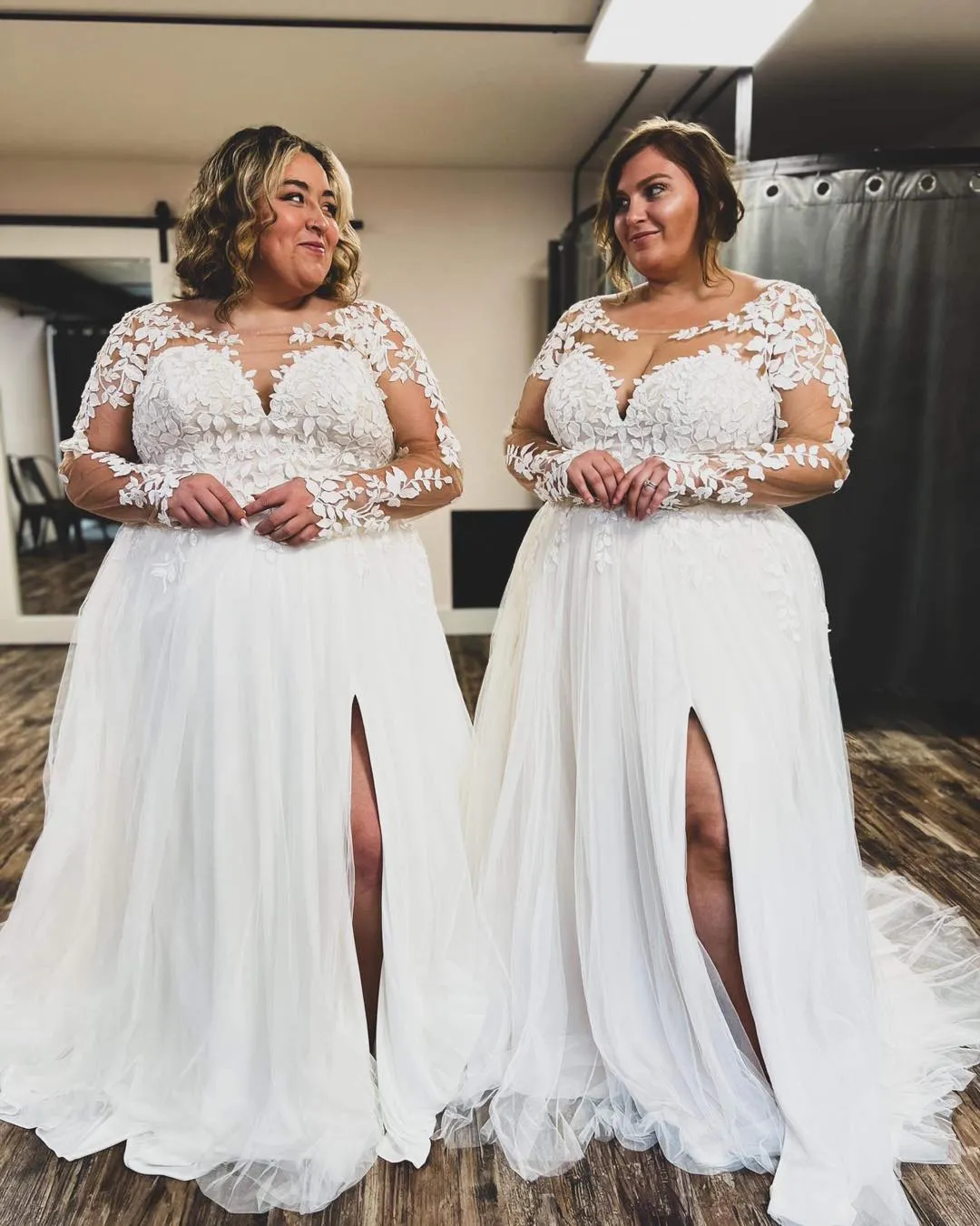 Save Big on Bulk Plus Size Long Sleeve Bridal Gowns Long Sleeved Wedding  Gowns, Plus Size Bridal Gowns With Sleeves, A Line Wedding Dress With Sheer 
