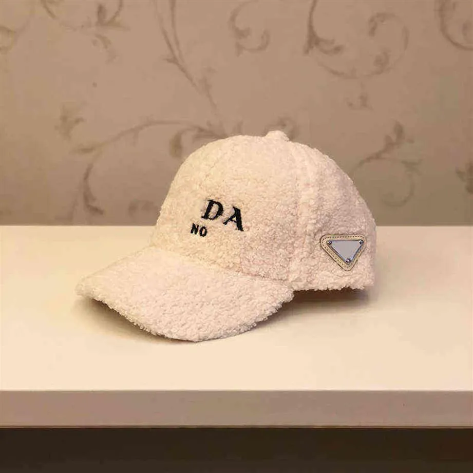 Fuzzy Baseball Cap BUDLAT HAT KOBIET MĘŻCZYZNA Zimowych puszystów projektanci męska czapka Trucker P Cashmere Caps D2111101Z290Y