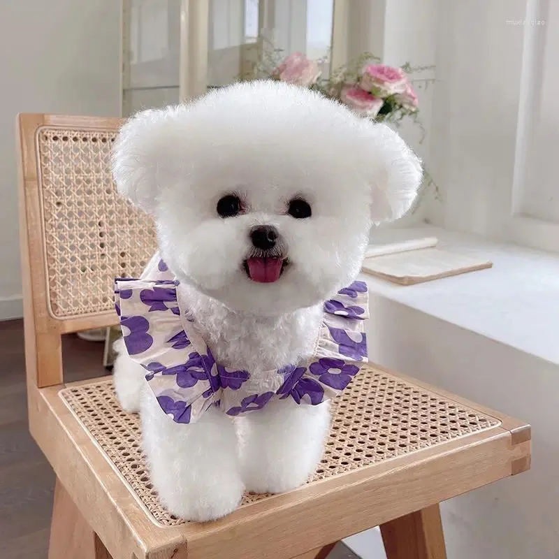 Vestuário de cachorro roupas de pelúcia pet primavera e verão flores quebradas voando manga curta saia bichon gato colete fino