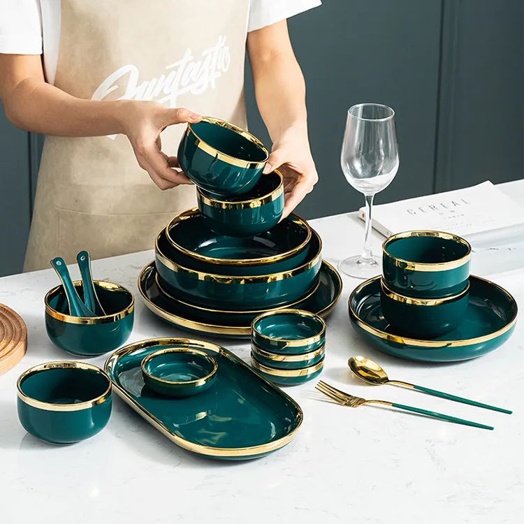 Позолоченная обода зеленая керамическая тарелка стейк пищевая тарелка на столовой посуде в INS Ужин на блюдо с фарфоровой посудой для семейного отеля для семейного отеля