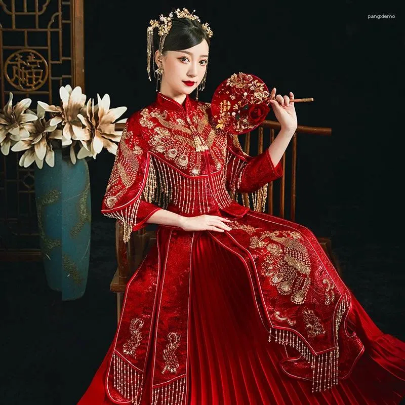 エスニック服yourqipao中国結婚式2023年夏2023年の伝統的なブライダルガウン黄金気温花嫁介添人ドレスセット