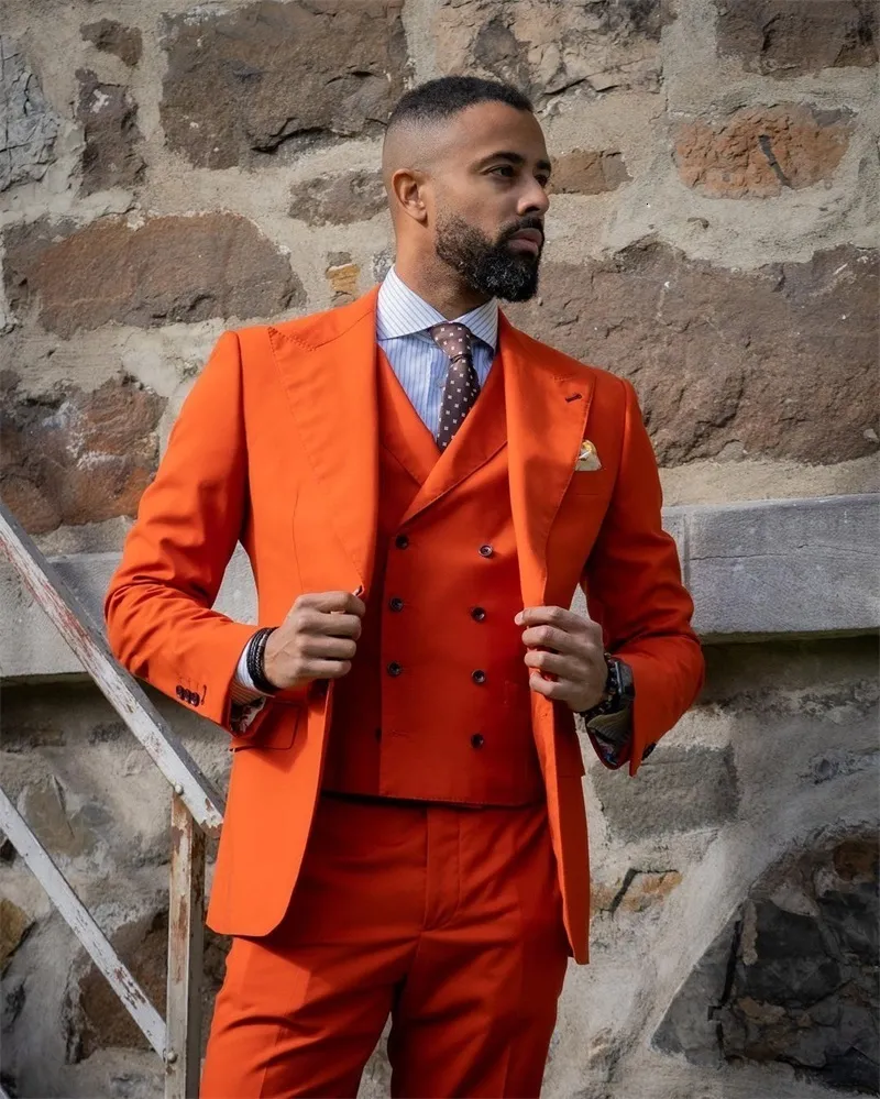 orange dress suit Boy's Outlet Vitali Burnt Orange Double Breasted Suit Rust Reddish-brow Brick brownish-red color with earthy undertones Copper reddish-orange brown 34