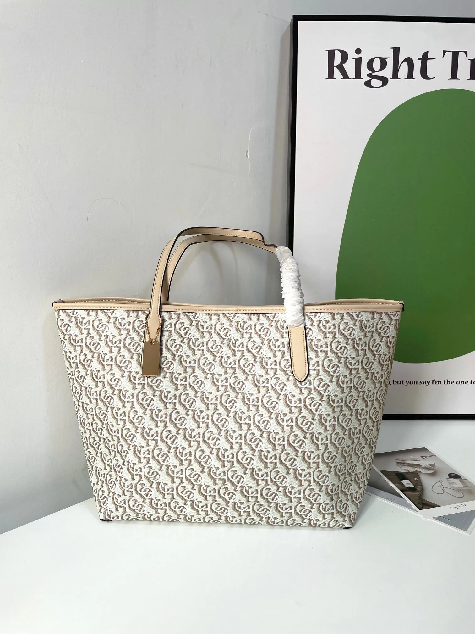 City dkny purse sale