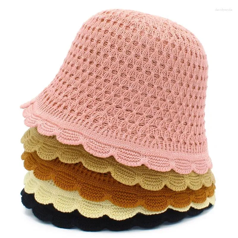 Berets Bucket Hat Women Knitted Casual Fishman Caps Winter Warm Flower Design Dome Wool Panama Buckets Round Top Basin Hats