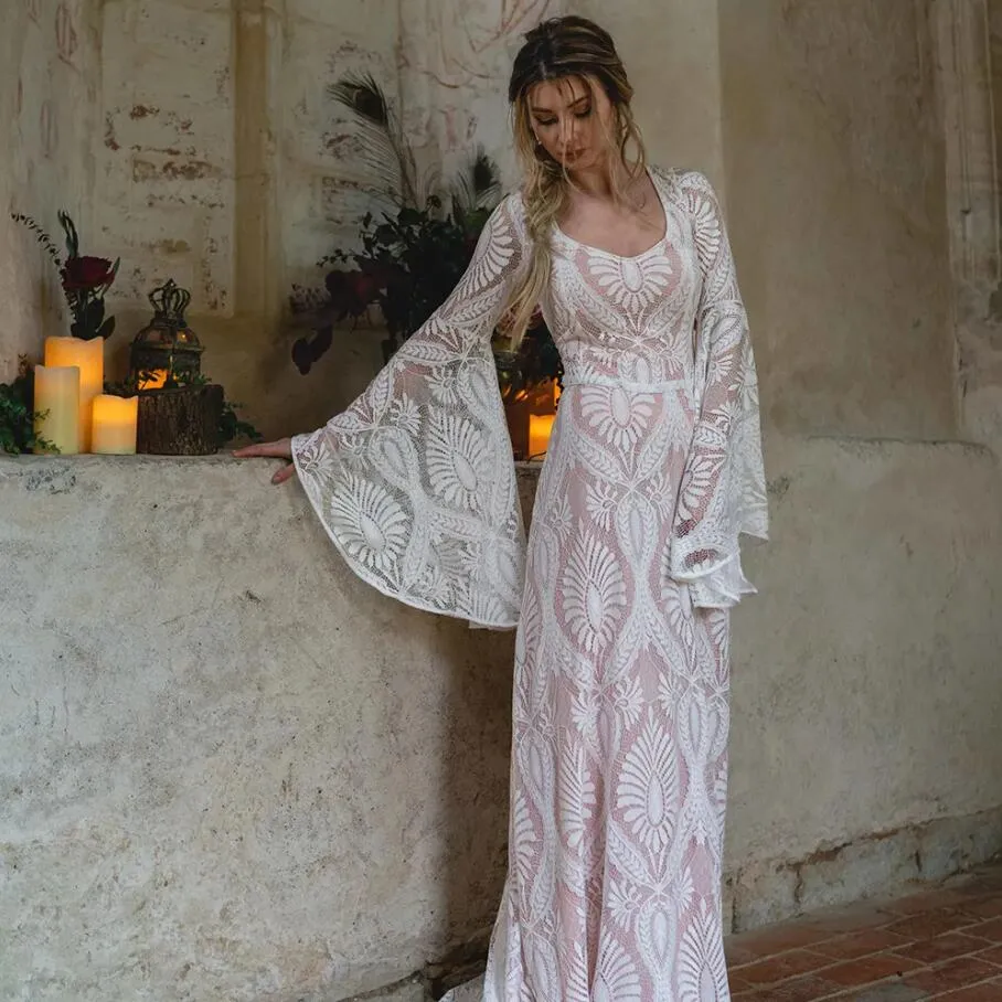 Abito da sposa in pizzo Hippe maniche lunghe svasate 2024 Abiti da sposa bohémien Bottoni sul retro Robe De Mariee Vestido Novia