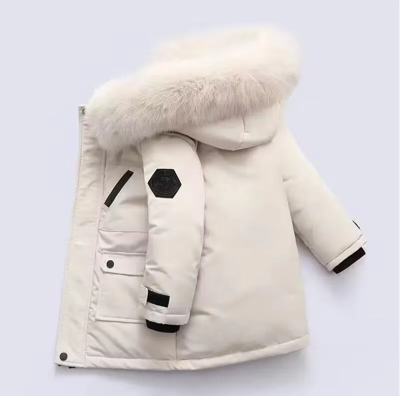 2023 Winter Designer Kids Jas Donsjack voor Jongens Echt Wasbeer Bont Dikke Warme Baby Bovenkleding Jassen 2-12 meisjes Jassen Jaar Kid Hoge kwaliteit