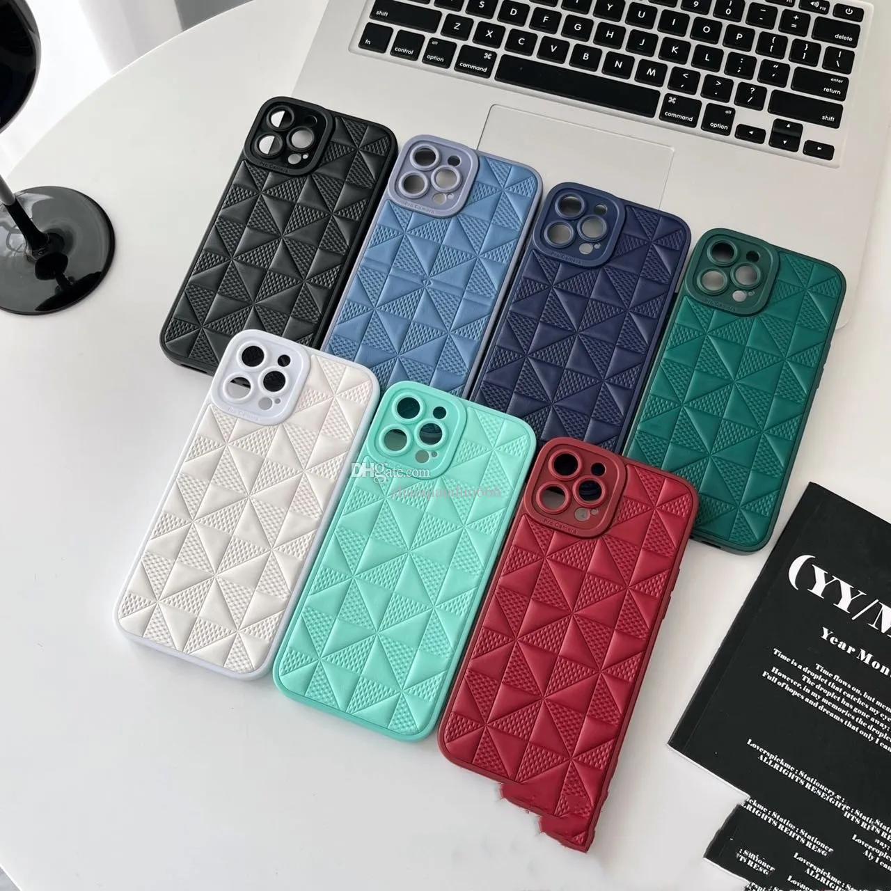 Luxurys Designer Telefone capa no iPhone na célula para iPhone7/8 11 11Pro 12 13 14 Adesivo de pele de carneiro pequeno Caixa de telefone anti-queda de colisão de colisão