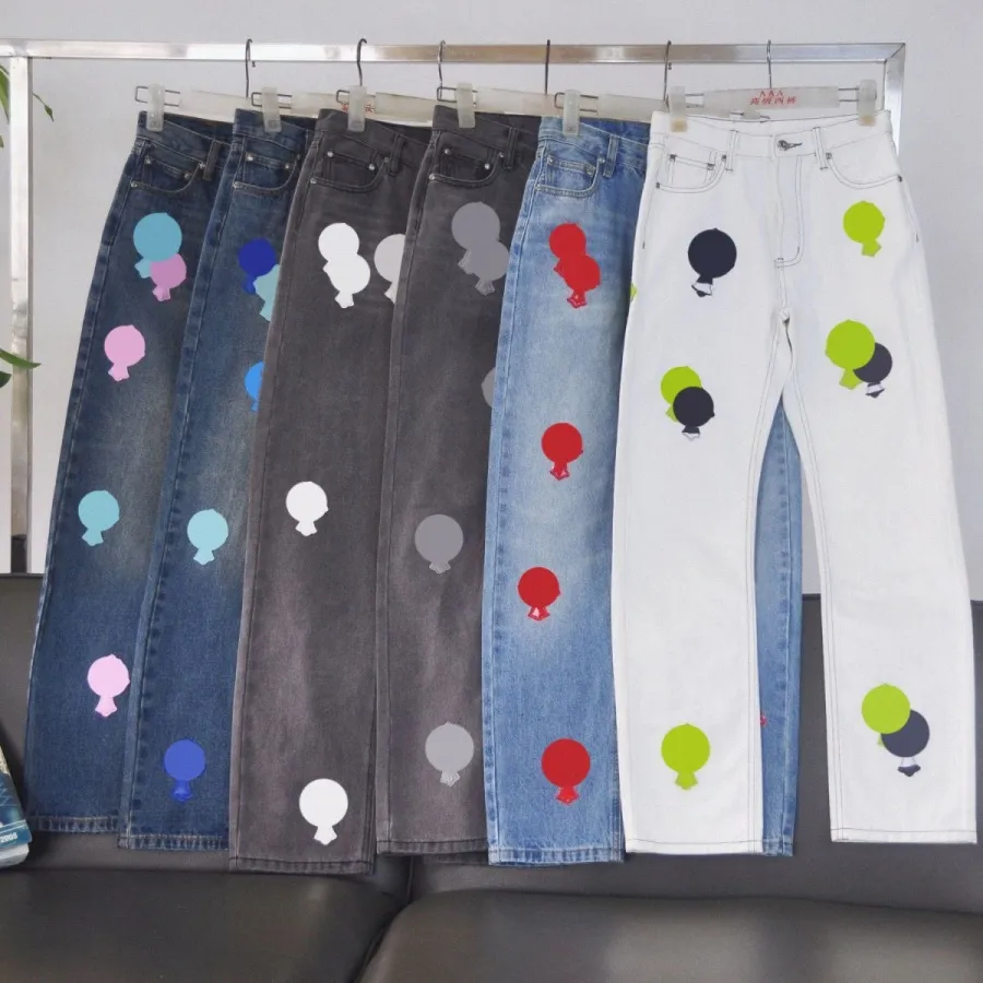 Designer Jeans Jeans da uomo Designer da uomo Make Old Washed Chrome Pantaloni dritti Stampe di lettere a cuore per donna Uomo Stile lungo casual Chromees Hearts R1ze #