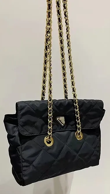Chanel clamshell bag deals