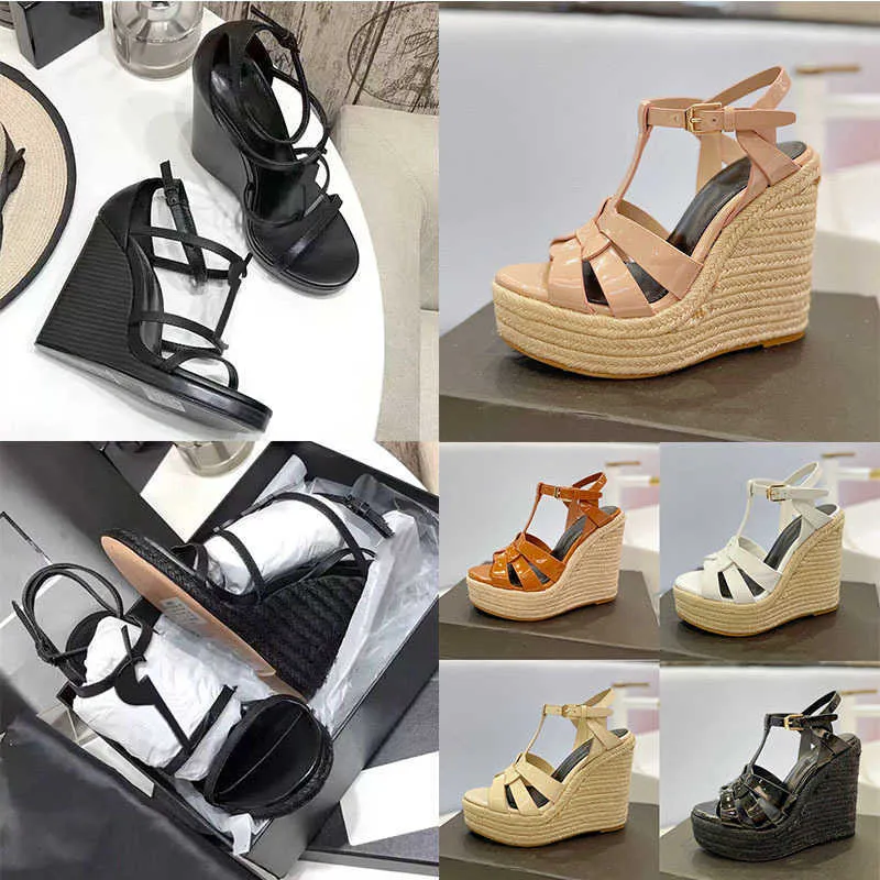 Designers Womens Cassandra Sandals Ladies Wedge alpargelas pretas Patente Patente Couros de 10,5 cm de altura Sapatos de noiva de fivela ajustável 35-41 com caixa No325