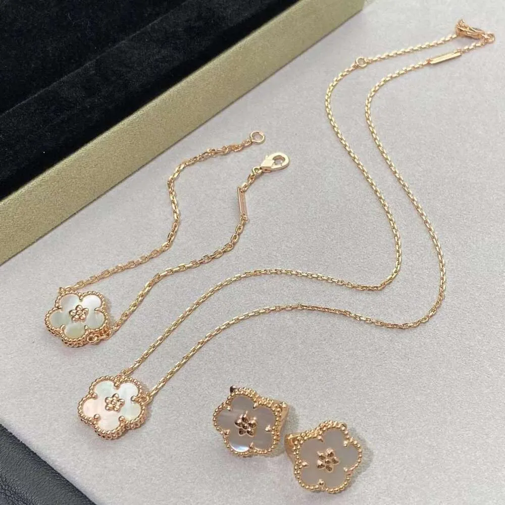 Van Clover Golden Plum Blossom High Version Rose Gold White