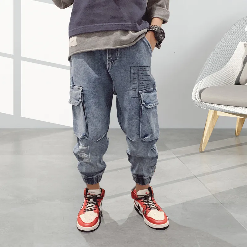 Jeans Hip Hop Boys Side Pockets Jeans Cargo Backquarters Children's Jeans Casual Blue Jeans Elastic Taille Jeans Losse broek jongens broek 230406