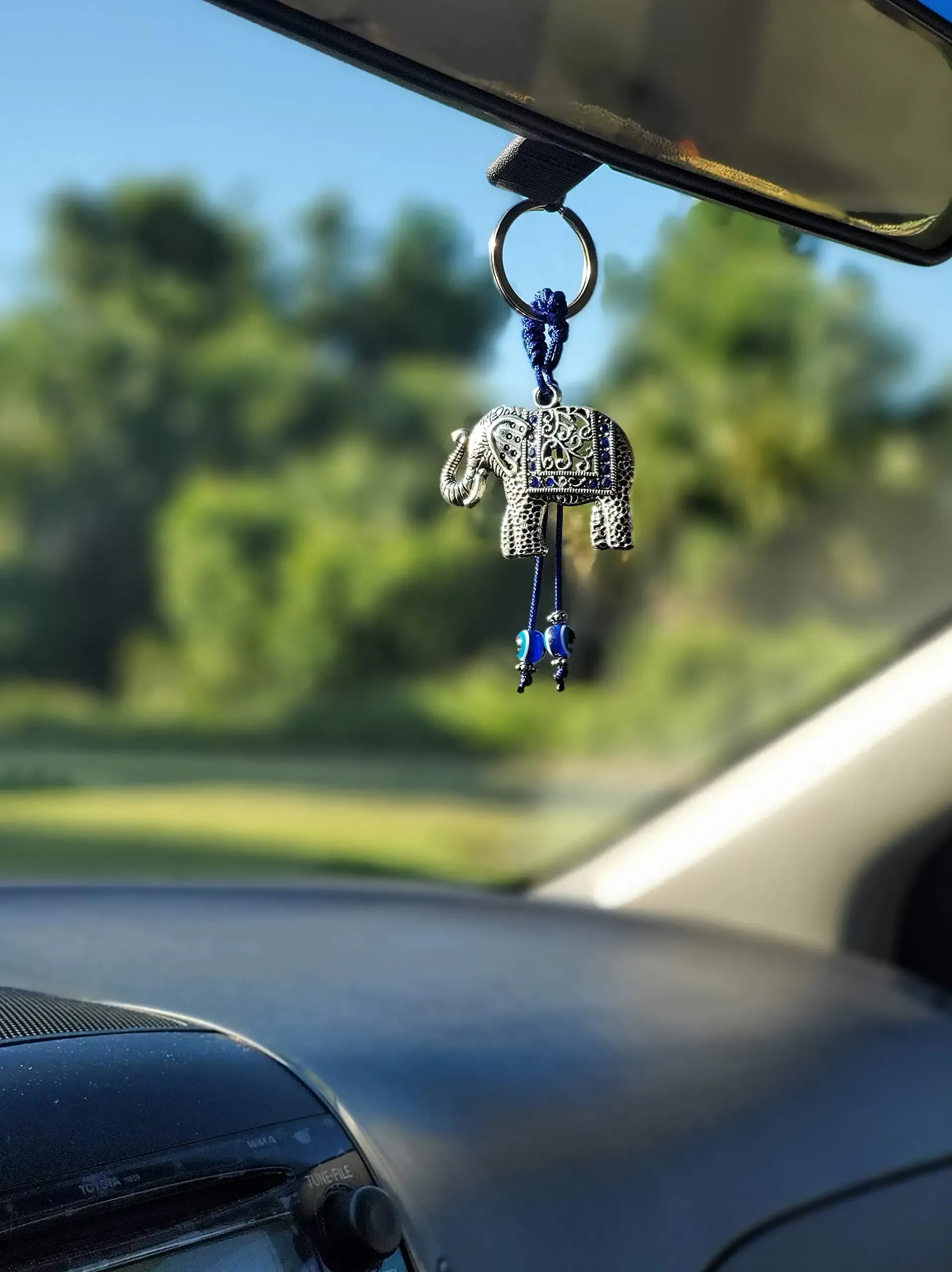 Porte-clés longes L éléphant porte-bonheur porte-clés avec cristal bleu et signe de mauvais œil suspendu de bonne chance Protection clés de maison porte-monnaie B Ammuc