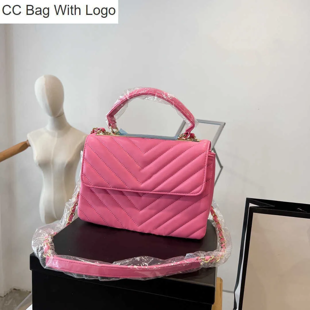 CC Bag OUTRAS BACAS 2022NEW Designer de estilo feminino Bolsas de corpo transversal Bolsas de luxo por atacado Moda de luxo de ponta de lombs retro oblíqua