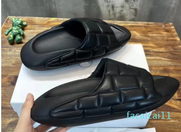 Designer tofflor enhörning loafers mules män kvinna skor mode pärla mjuk deg mikrofiber läder wobbly sko storlek