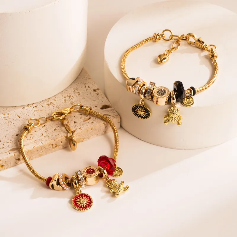 Luxury designer Chains style 14K gold transfer bead bracelet set with pearl Bear pendant hand string Girlfriends Ladies bracelet