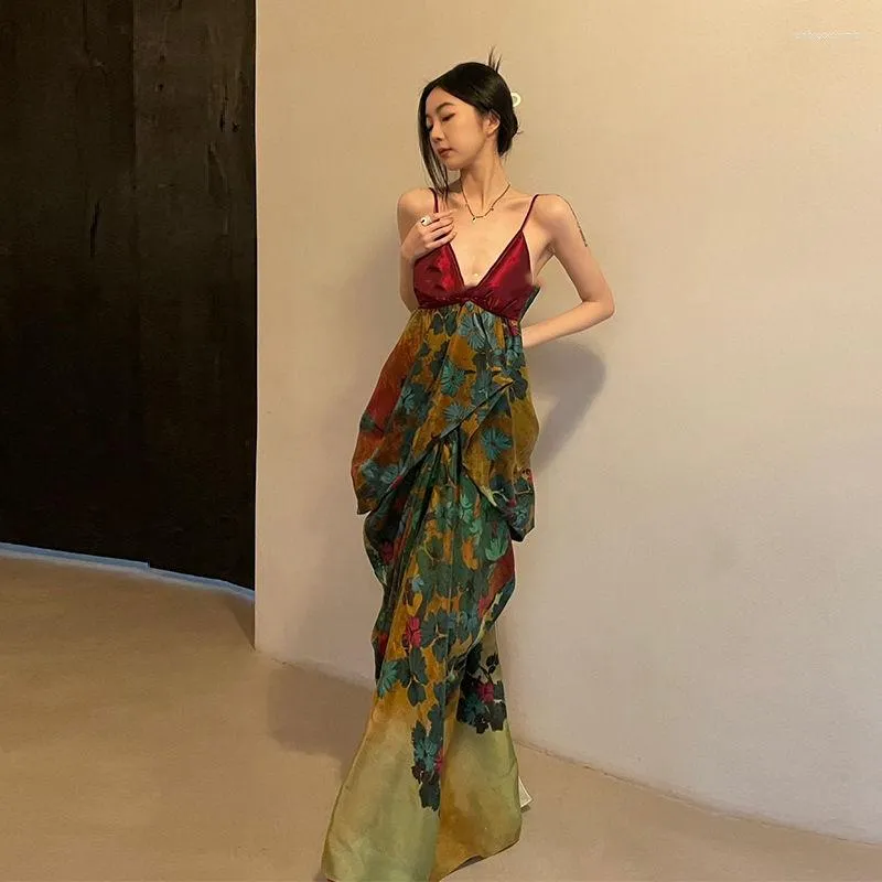 カジュアルドレスヨーロッパステーションデザインセンススモールマイノリティユニークな中国スタイルの絶妙なプリントサスペンダードレスの子供