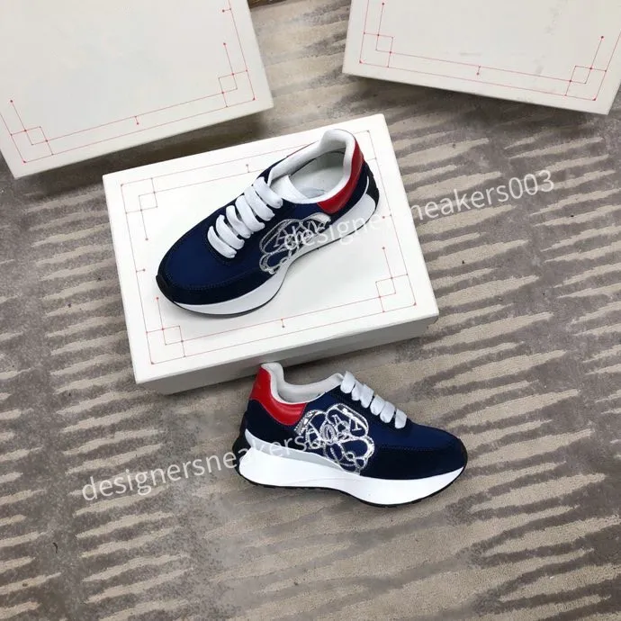 Men Dames Travel Leather Lace-Up Sneaker Fashion Lady Running Trainers Letters Woman Shoes Flat Gedrukte Gym Sneakers