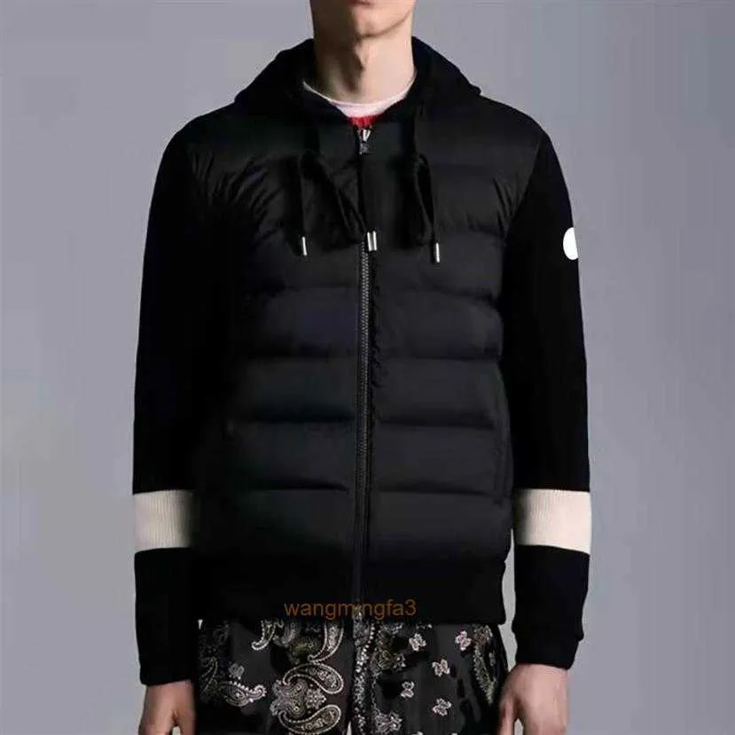 Men's Parkas Sleeve Stitching Design Mens Arm Badge Hooded Knitted Jacket Winter Men Down Jackets Size 1--4241j
