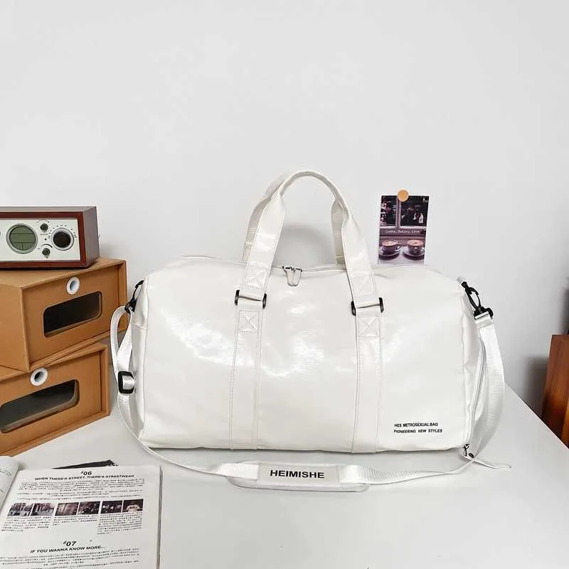 Large Capacity PU Leather Green Leather Duffle Bag For Mens Business Trips Sports Fitness Fashionable Travel Luggage With Short Distance Storage 230406 From Simplebag 22.19 DHgate.Com