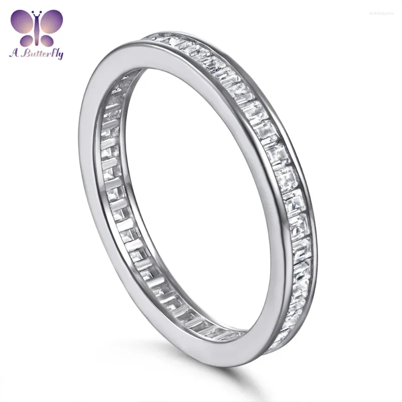 Anelli a grappolo Anello eternità in argento sterling 925 Taglio smeraldo Pietra SONA Ladies Fidanzamento Fede nuziale Garanzia di qualità dei gioielli