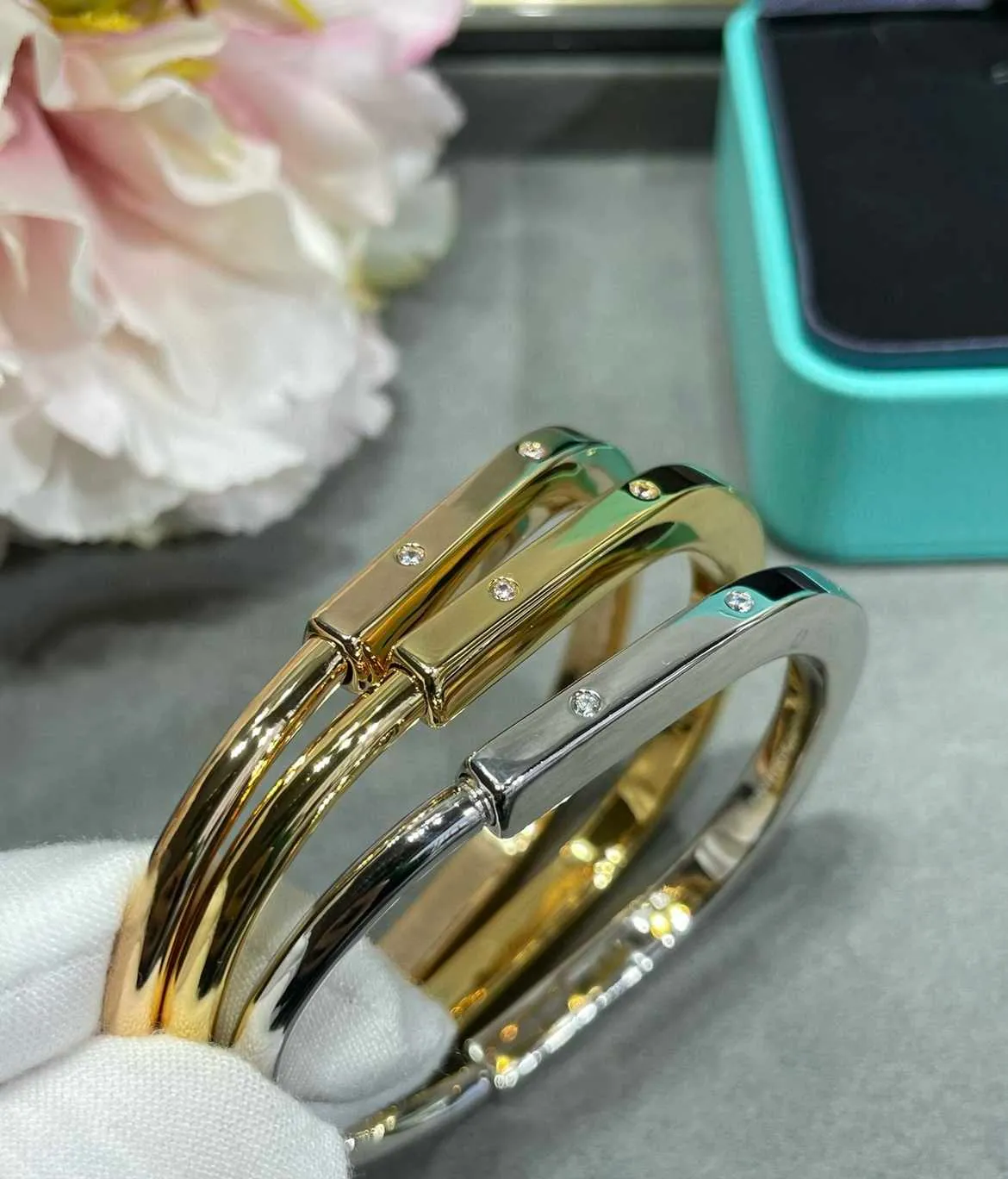 Amazon.com: BAIRU 2 Pcs Couple Bracelets, Lock Key Bangle Stainless Steel  Lover Heart Bracelet Jewelry: Clothing, Shoes & Jewelry