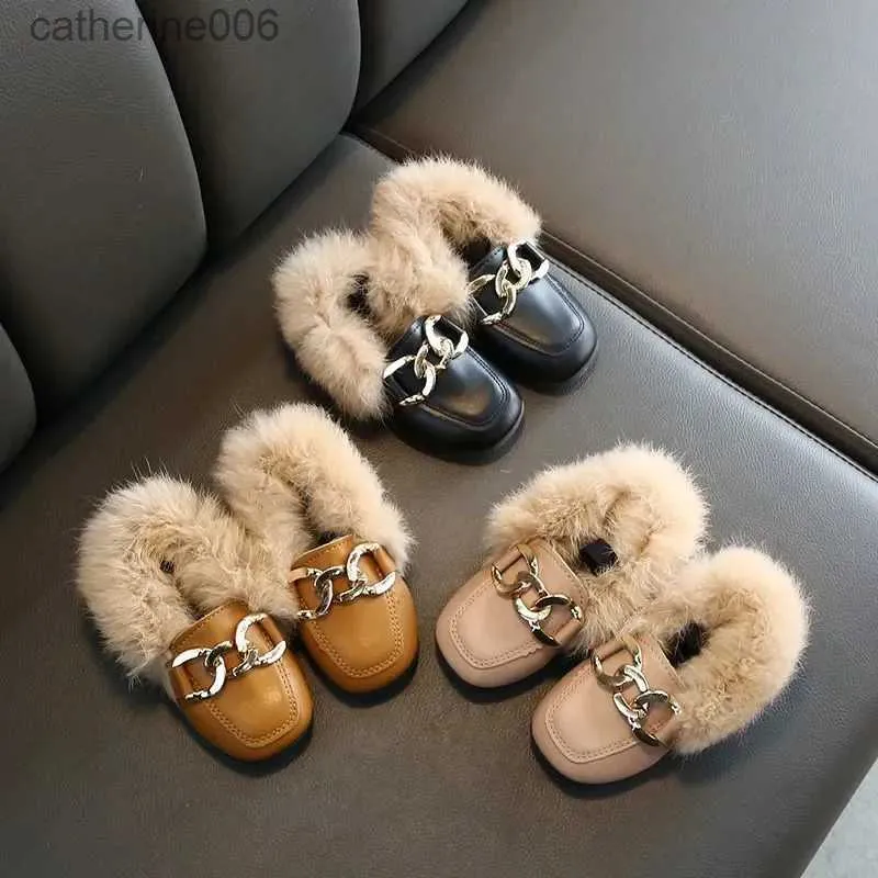Sneakers barn päls skor barn sammet skor baby flickor varma lägenheter småbarn svarta varumärkeskor prinsessa loafer kedja moccasin för vinterl231106