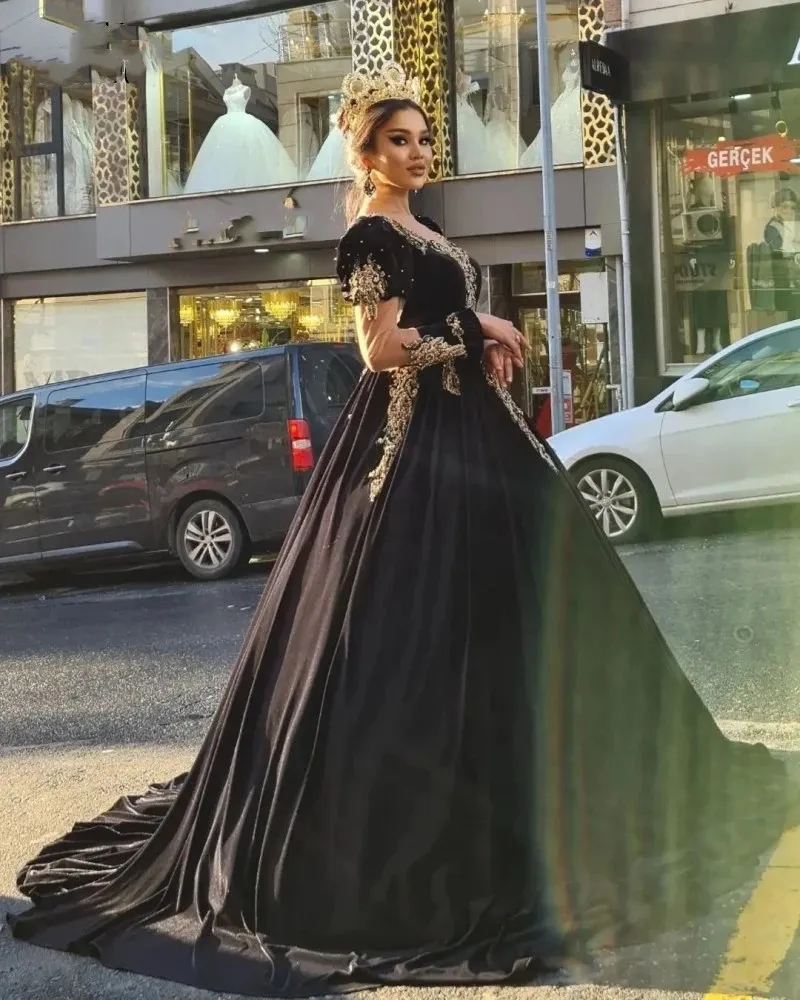 Amazon.com: Women African Dashiki Wedding Dresses Puff Sleeve Lace Ankara Gown  Black : Clothing, Shoes & Jewelry