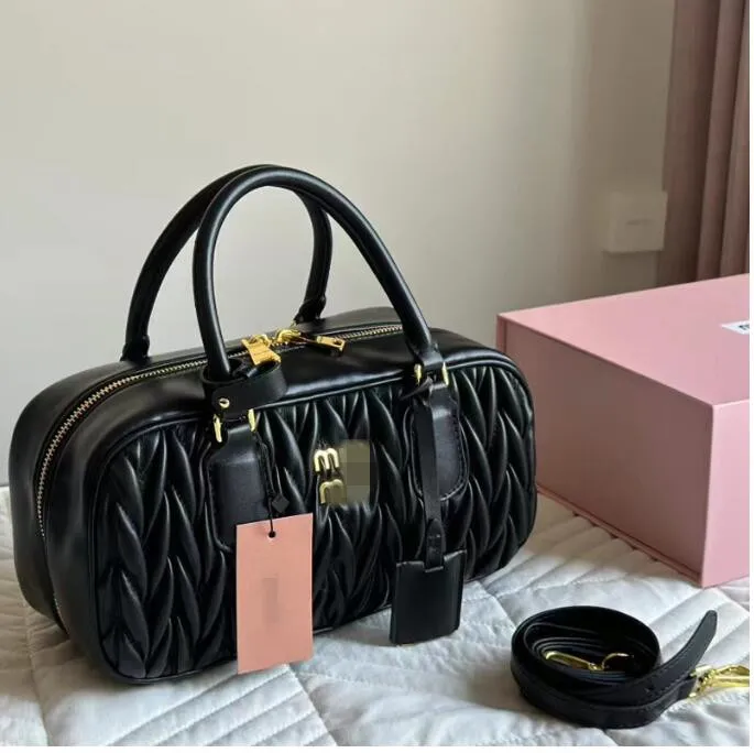 Soft Sheep Leather Inclined Shoulder Bag for Women Luxury Crossbody Hobo Tote with Zipper Closure Cell Phone Pocket 2024 Fashion