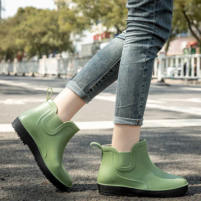 Slip on rain store shoes womens