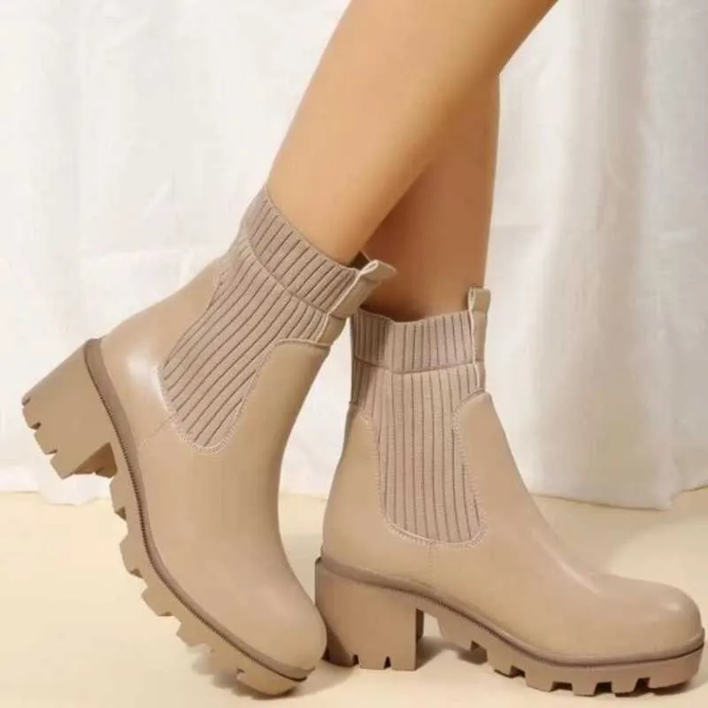 Stövlar kvinnors stövlar 2022 Autumn Winter Fashion Boots Sexiga Sock Boots Slip-On Short Boots British Style Khaki Women Boots Botas Mujer AA230406
