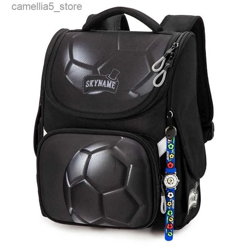 Plecaki ortopedyczne torby szkolne dla chłopców 3D piłka nożna czarny plecak Waterproof Bookbag dla 7-9 lat Mochila Infantil Menina Q231108