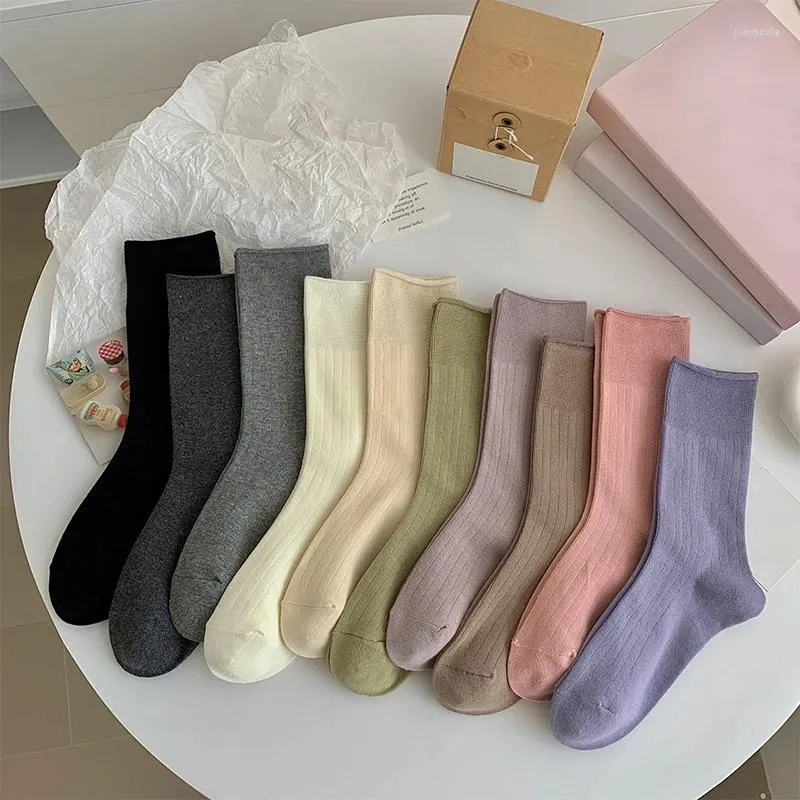 Women Socks For Korean Style Autumn Retro Solid Color Fashion Female Breathable Crew Girls Plain Cotton Simple