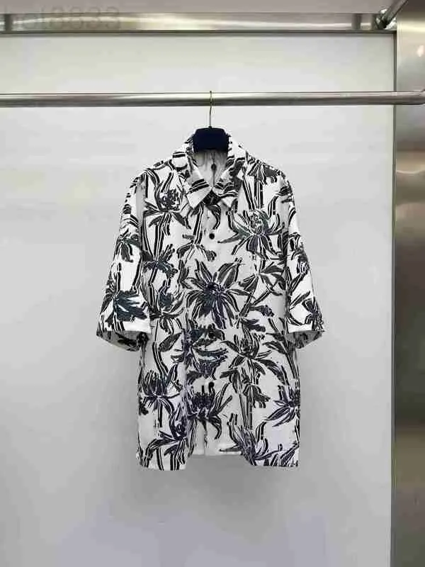 T-shirt da uomo Designer 23ss Parigi Italia magliette Casual Street Fashion Tasche Warm Uomo Donna Coppia Outwear 4S79