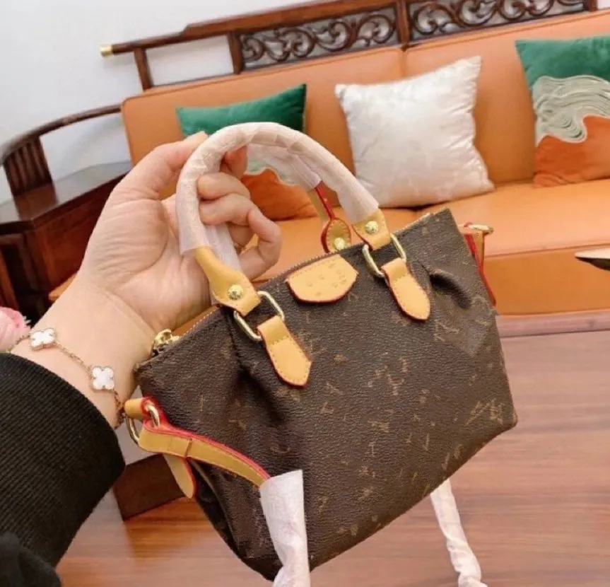 Mode kvinnors väska Presbyopic Light Luxury Messenger Bag Högklassig retro handväska toppkvalitet