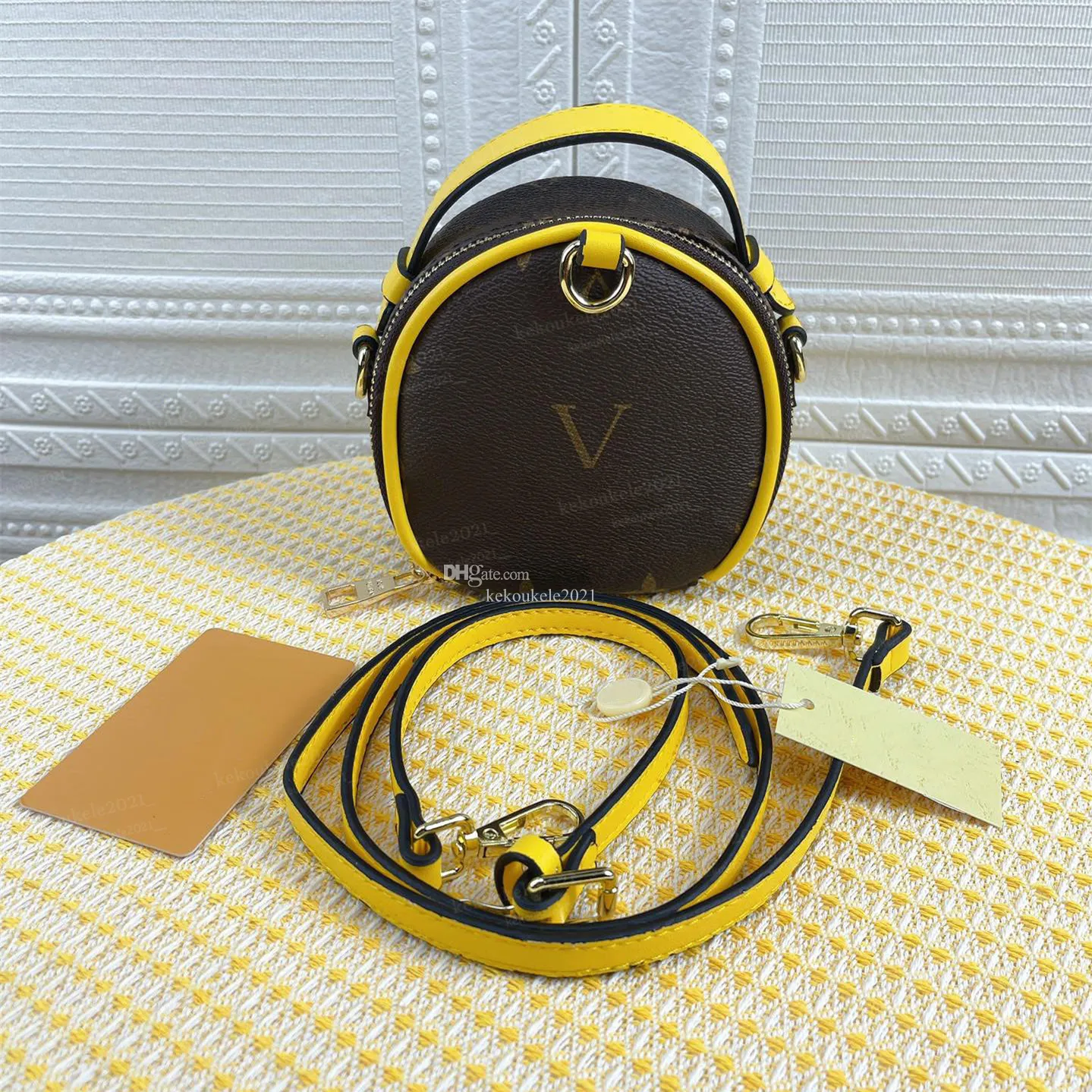 Round mini bag hotsell