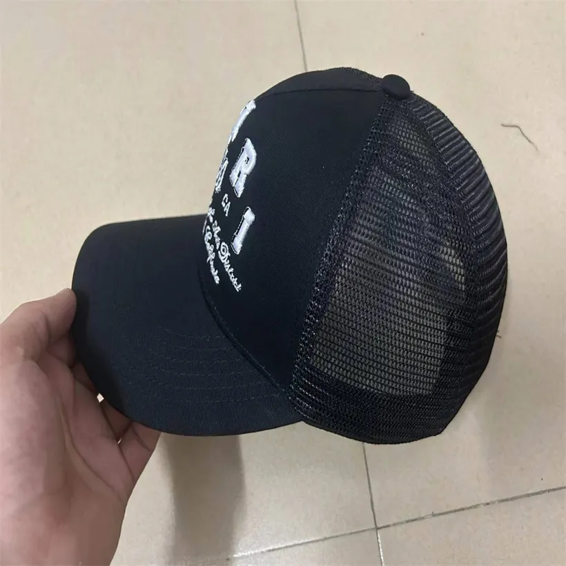 Ball Designers Hat Fashion Trucker Caps de haute qualité Lettres de broderie 2024