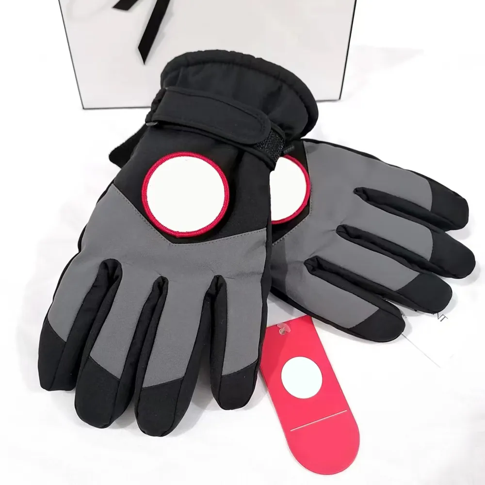 High Quality Mens Womens Five Fingers Gloves Designer Gloves Brand Pattern Thicken Keep Warm Glove Winter Outdoor Sports Pure Cotton Accessories