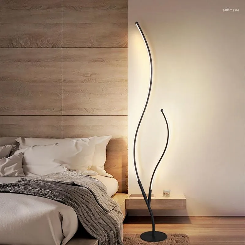 Lampade da terra Moderna LED Soggiorno Lampada ad angolo Testiera della camera da letto Decorazione della casa Nero Creativo Ramo di un albero Illuminazione verticale