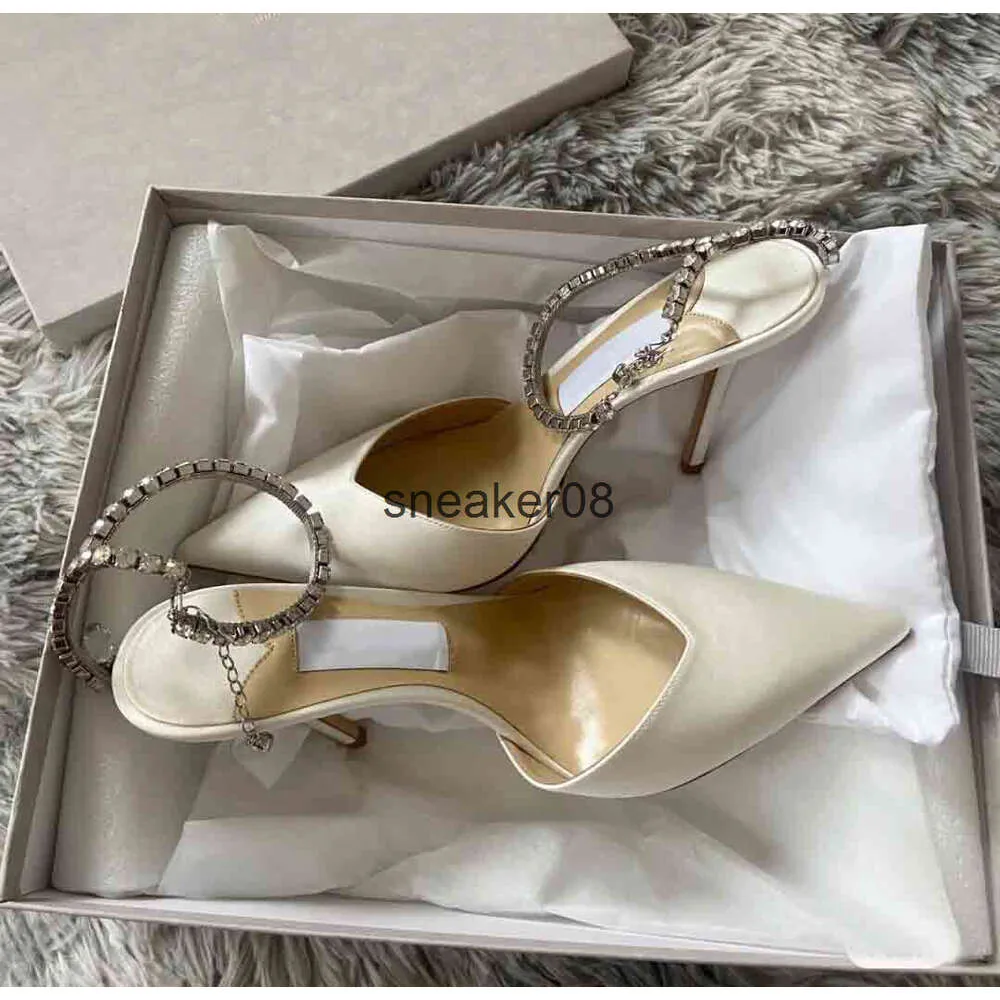 23S Italie Design Femmes Saeda Sandales Chaussures Avec Chaîne En Cristal Talon Aiguille Fête De Mariage Dame Gladiateur Sandalias dame robe de soirée de mariage pompe EU35-43 Original