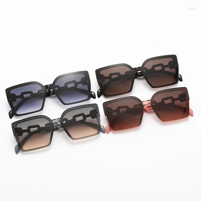 Sunglasses Fashion Personalized Design Sun Glasses Women Large Square Frame Retro UV400 Minimalist Style Eyeglasses