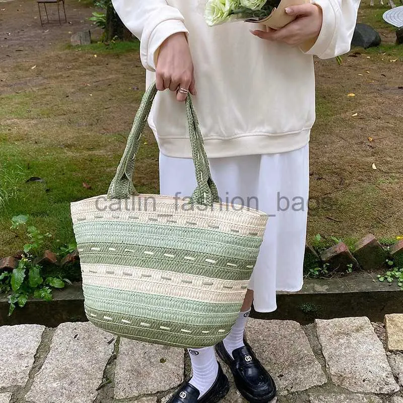 Torby na ramię torebki panie duże słomki splot paski sulder boczne boczne dla kobiet 2023 Summer Trendy Trenda Bag Lady and Bags Tote Bagcatlin_fashion_bags