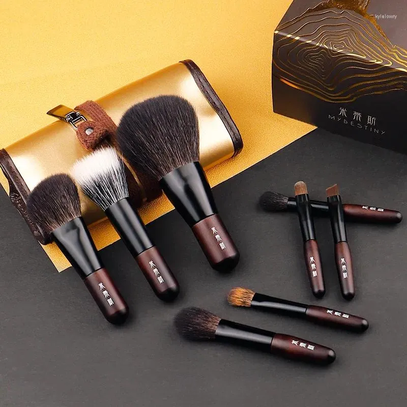 Makeup Brushes Portable Brush 8 Set Cangzhou Factory Direct Selling Powder Blusher Beauty Tool Lip Eyebrow