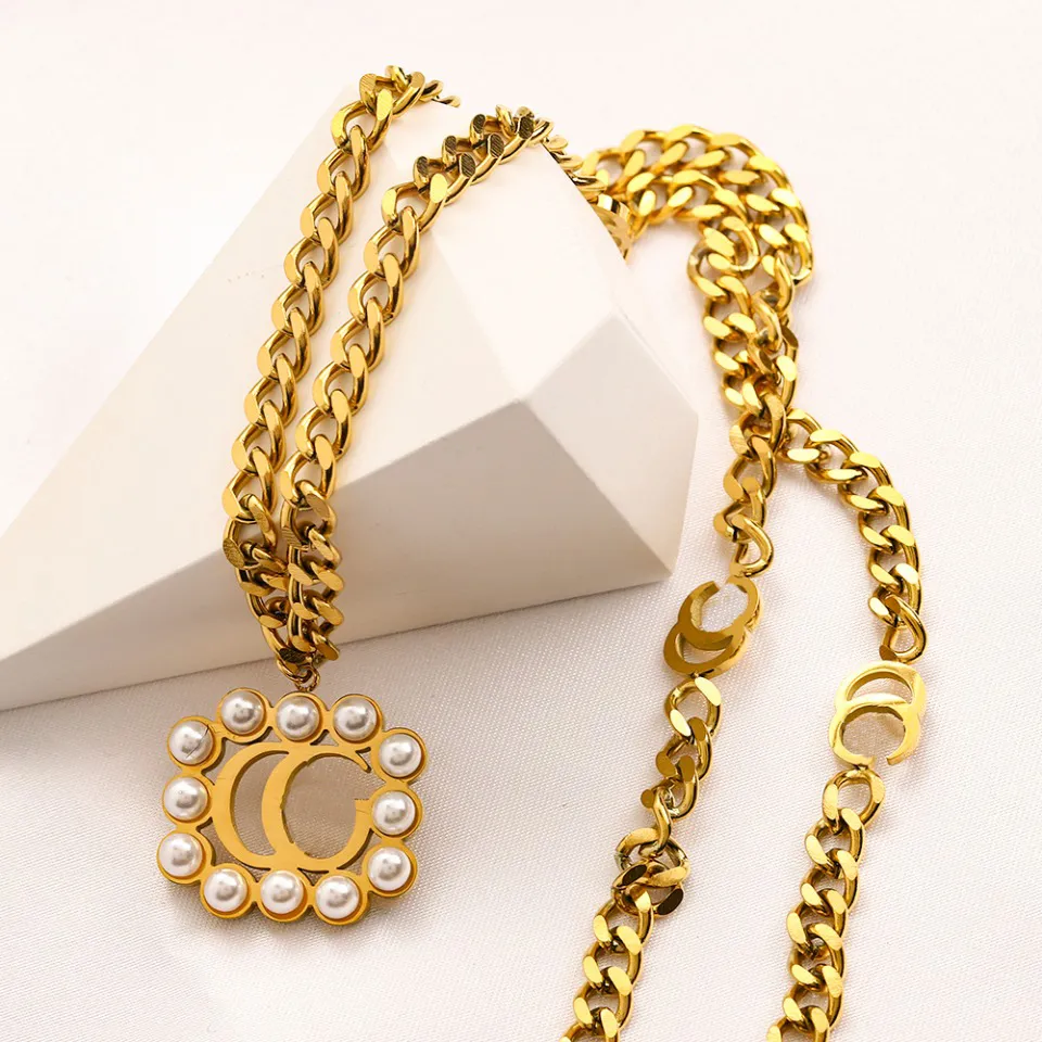 Womens Letter Necklace Charm Luxury Jewelry Pendant Necklace Romantic Gift Long Chain Spring New Jewelry 18K Gold Necklace Wedding Party wholesale ZG1825