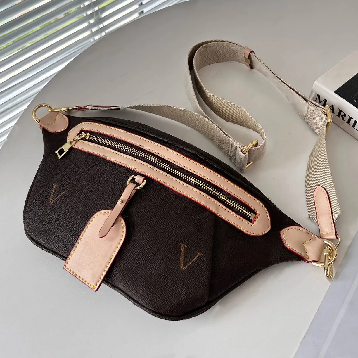 Hoge kwaliteit Rise Designer Bumbag Heren Crossbody Chestpack Luxe ontwerpers Riemen Tas voor dames Fannypack Rits Heuptassen Mode Cross Body Handtas met stofzak