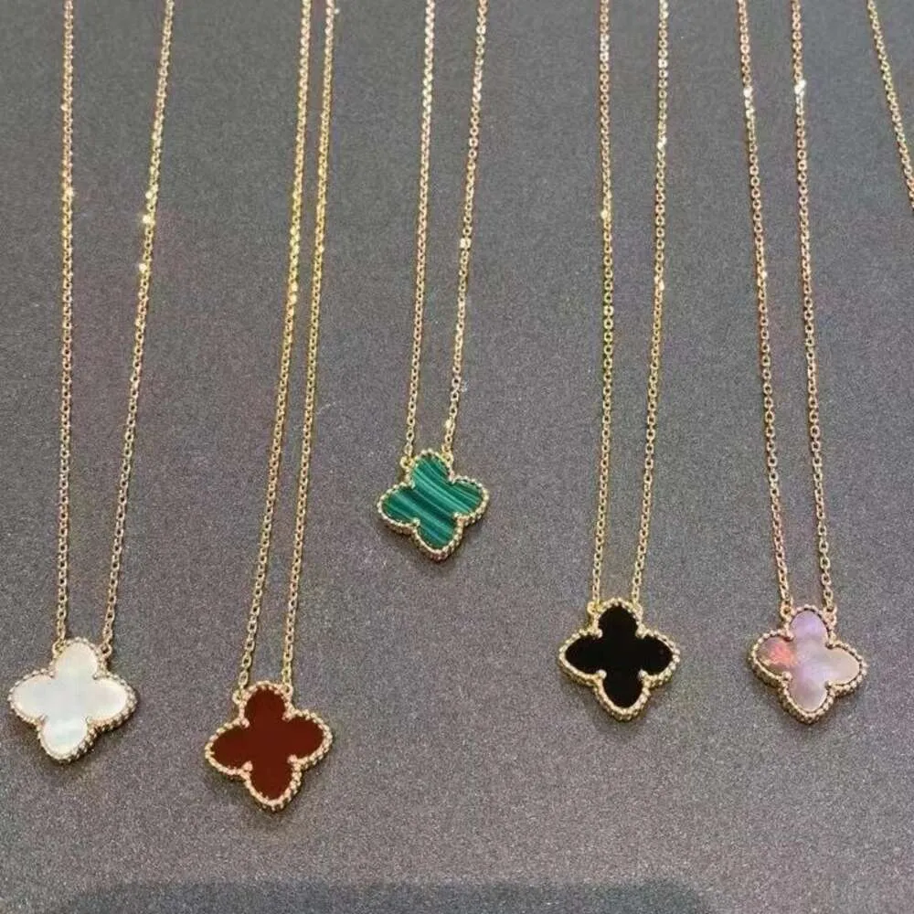 Klassieke designer sieraden Klavertje vier ketting sieraden Lucky Grass hanger Rode Jade Chalcedoon Rose goud Hoge versie kettingen Vrouwelijke dubbelzijdig Van Clee