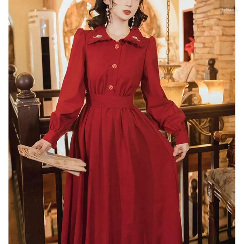 Casual Dresses Women Embroidered Lapel Retro Red Vestidos Fashion Femininas Fall French Romantic Temperament Ruffle Stitching Thin Dress