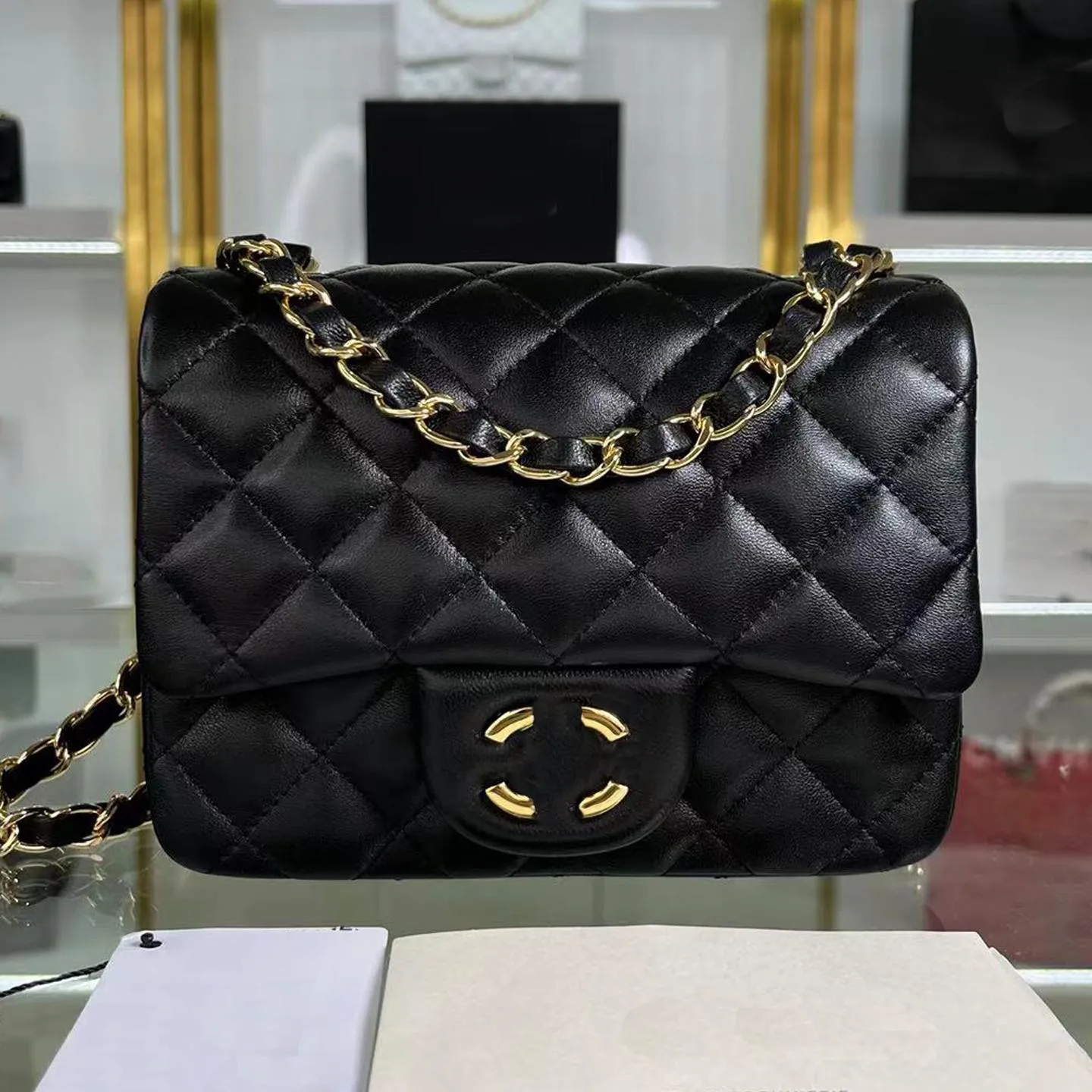 DHgate.com:5A Women Designer Bag Sheepskin Lattice Shoulder